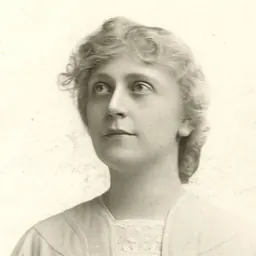 Portrait of Effie Shannon