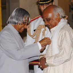 Portrait of Prasad Sawkar
