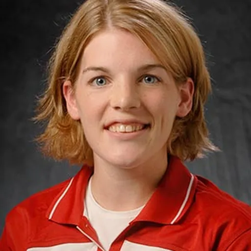 Portrait of Sara Bauer