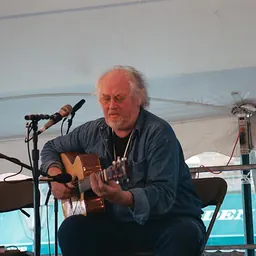 Portrait of John Renbourn
