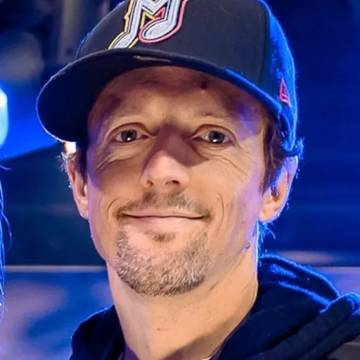 Portrait of Jason Mraz