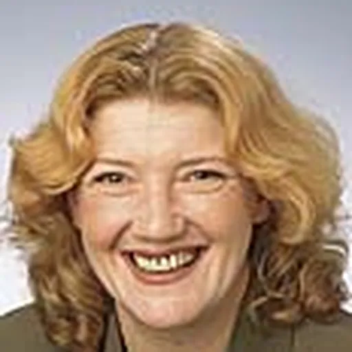 Portrait of Shona McIsaac