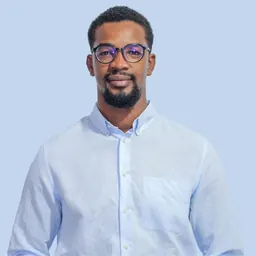 Portrait of Líver Gomes