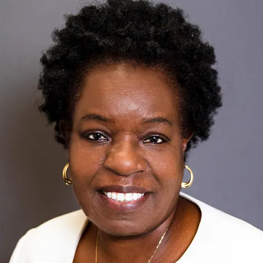 Portrait of Regina Lewis-Ward