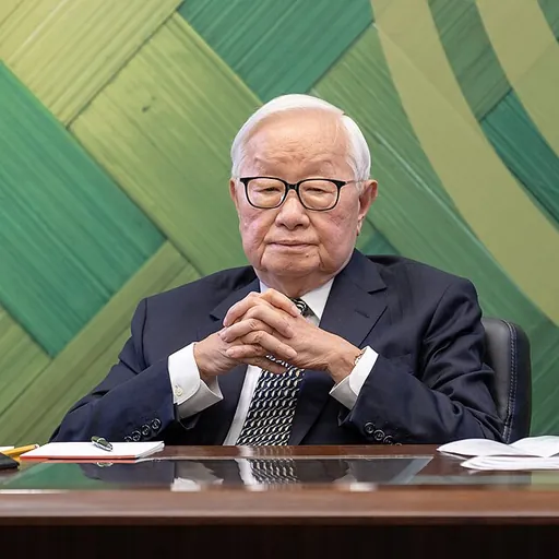 Portrait of Morris Chang
