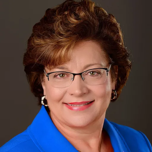 Portrait of Carla Nelson