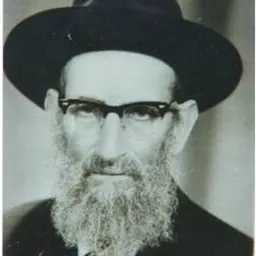 Portrait of Amram Aburbeh