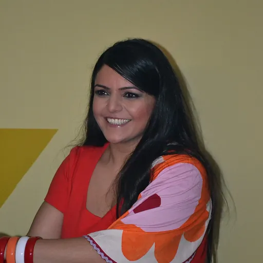 Portrait of Arzu Şahin