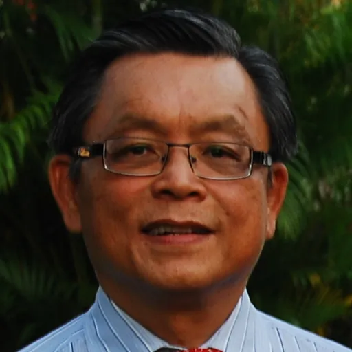 Portrait of Tan Jee Say