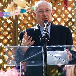 Portrait of Zvi Dershowitz
