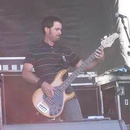 Portrait of Derek Gibbs