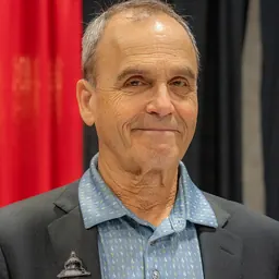 Portrait of Scott Turow
