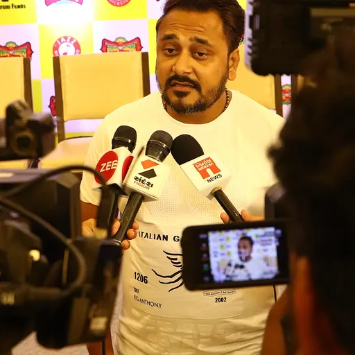 Portrait of Vijaygiri Bava