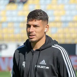 Portrait of Alan Saldivia