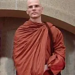 Portrait of Bhikkhu Anālayo