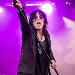 Portrait of Tom Keifer