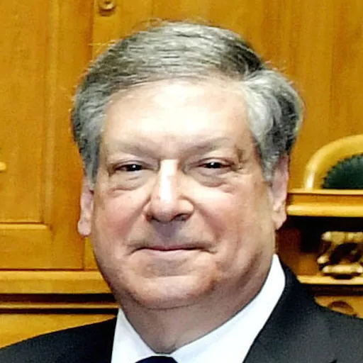 Portrait of Robert D. Schreiber