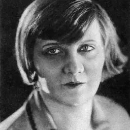 Portrait of Xena Longenová