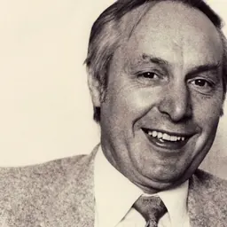 Portrait of Tom Parry Jones