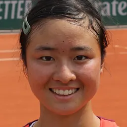 Portrait of Sara Saito
