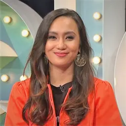 Portrait of Ramona Zamzam