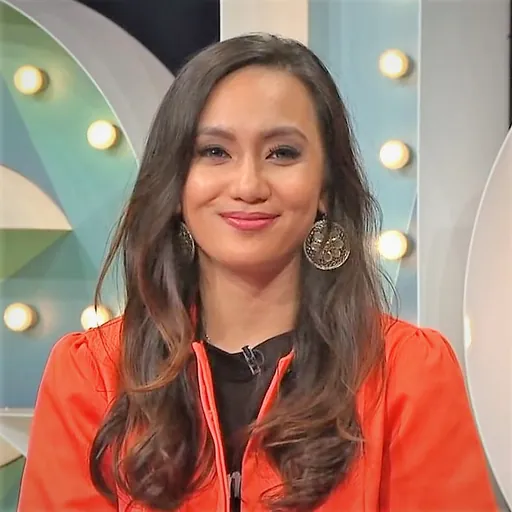 Portrait of Ramona Zamzam