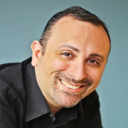 Portrait of Dan Yaccarino