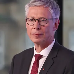 Portrait of Carsten Sieling