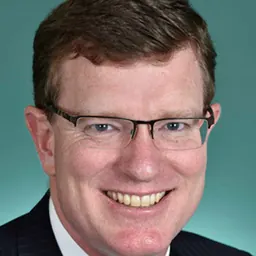 Portrait of Andrew Gee