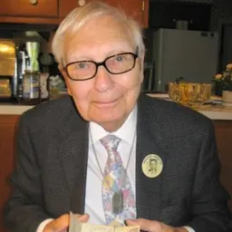 Portrait of Lee Davenport