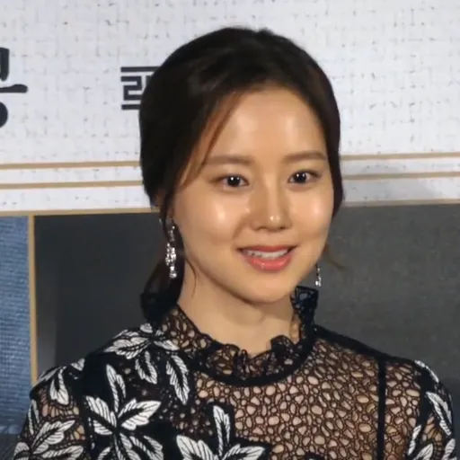 Portrait of Moon Chae-won