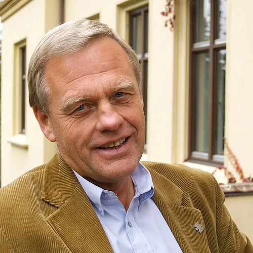 Portrait of Ernst Oddvar Baasland