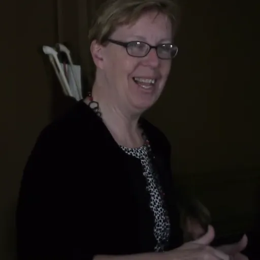 Portrait of Cathy Osten