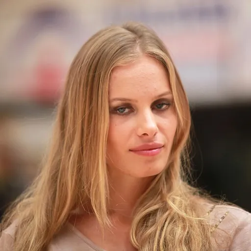 Portrait of Jana Beller
