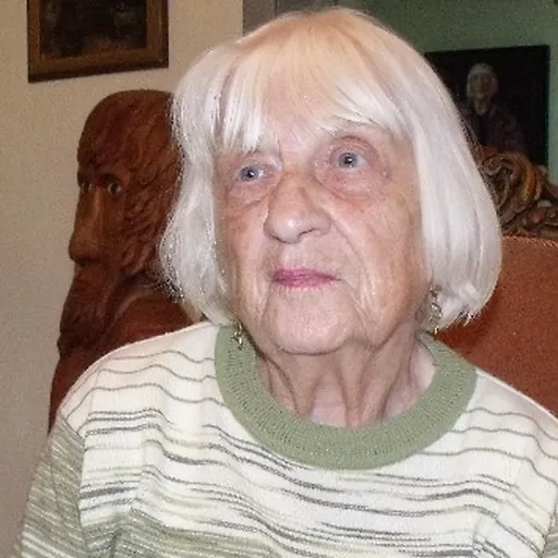 Portrait of Gabriele Meyer-Dennewitz