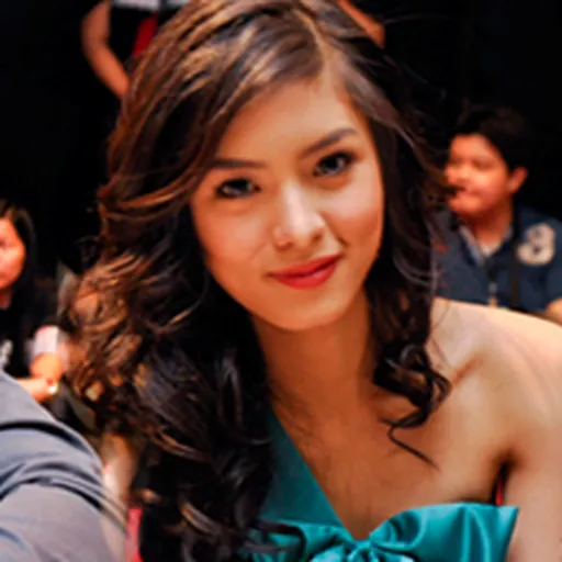 Portrait of Kim Chiu