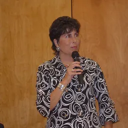 Portrait of Linda J. Lopez