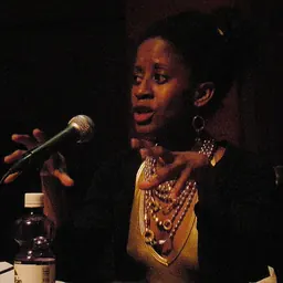 Portrait of Holly Bass