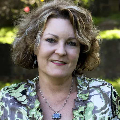 Portrait of Catriona Sparks