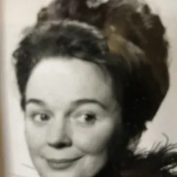Portrait of Maureen Cusack