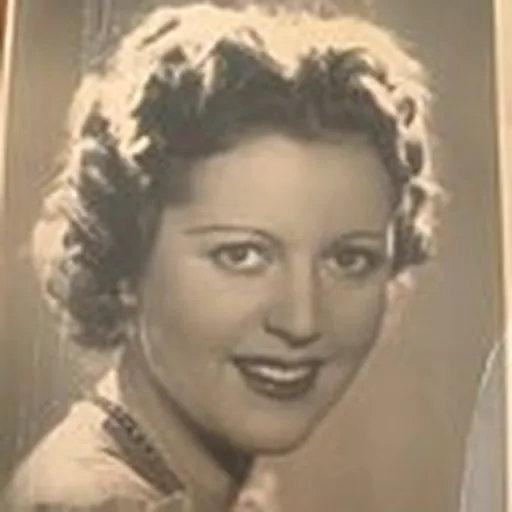 Portrait of Meg Lemonnier