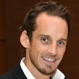 Portrait of Patrick Fischer