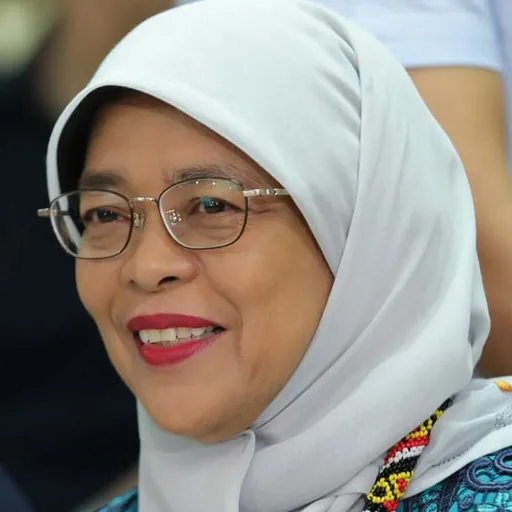 Portrait of Halimah Yacob
