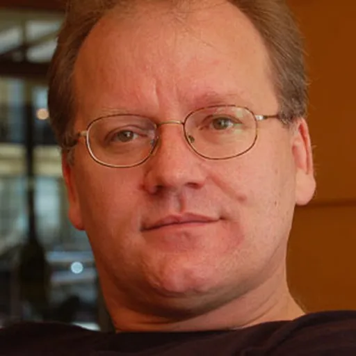 Portrait of Jonathan Strahan