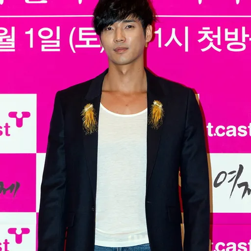 Portrait of Kang Ji-sub