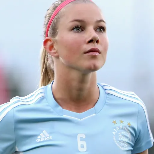 Portrait of Anouk Hoogendijk
