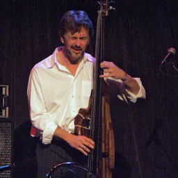 Portrait of Brian Torff