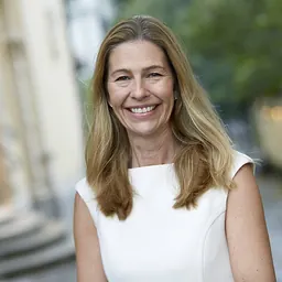 Portrait of Mia Brunell