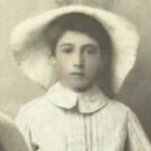Portrait of Sofia Magid