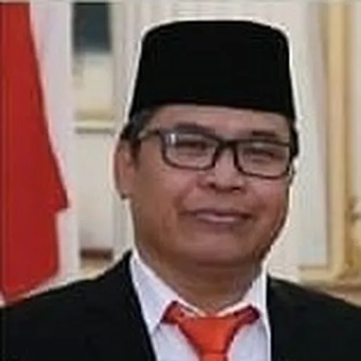 Portrait of Alue Dohong